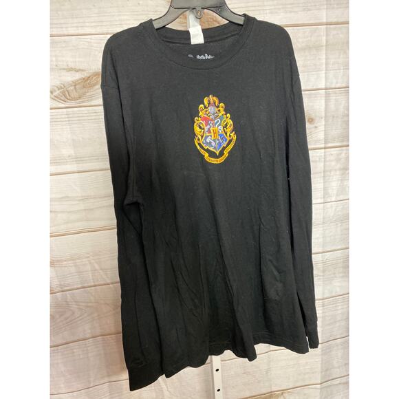 Harry Potter Size M Hogwarts Crest Long Sleeve Tee Shirt Black Wizarding World - Picture 1 of 5